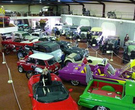 McFeeters Motor Museum And Visitor Information Centre - Sunshine Coast Tourism 1