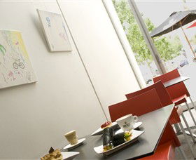 Shepparton Art Museum (SAM) - Sunshine Coast Tourism 6