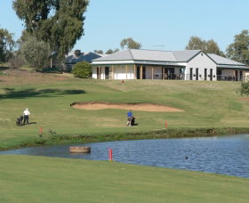 Yarrawonga Mulwala Golf Club Resort - Sunshine Coast Tourism 1