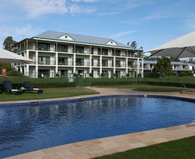 Yarrawonga Mulwala Golf Club Resort - Sunshine Coast Tourism 2