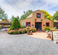 Springhill Nursery - Holiday Sunshine Coast