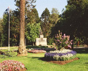 Cameron Park - Holiday Sunshine Coast 0