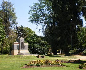 Cameron Park - Holiday Sunshine Coast 1