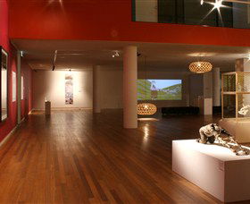 Wagga Wagga Art Gallery - Holiday Sunshine Coast 2