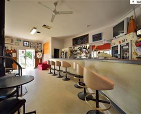 The Farmers Inn At Burrumbuttock - Sunshine Coast Tourism 2