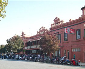 Culcairn Hotel - Sunshine Coast Tourism 2