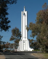 Monument Hill - Holiday Sunshine Coast 0