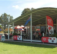 Submarine Cafe - Holiday Sunshine Coast