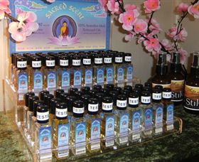 Hugs Across The Cosmos - Holiday Sunshine Coast 3