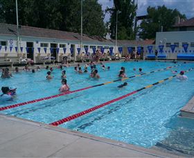 Manuka Pool - Sunshine Coast Tourism 0