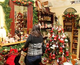 Rick Rutherfords Country Gallery - Holiday Sunshine Coast 5