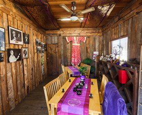 Robyn Drayton Wines - Holiday Sunshine Coast 1