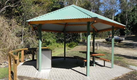 Hidden Treasure Picnic Area - Sunshine Coast Tourism 1