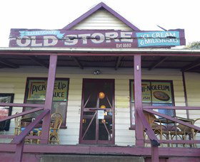 Kangaroo Valley Pie Shop - Holiday Sunshine Coast 2