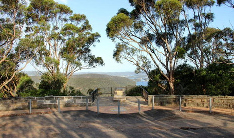 Staples Lookout - Sunshine Coast Tourism 0