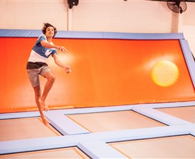 Hangtime Trampoline Park - Sunshine Coast Tourism 1