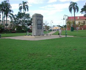 Sandgate War Memorial Park - Sunshine Coast Tourism 2