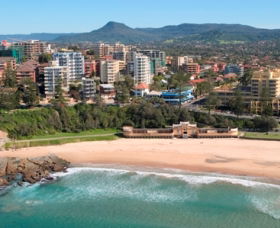 North Wollongong Beach - Holiday Sunshine Coast 0