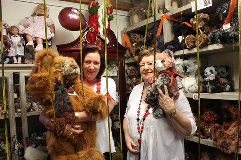 Campbells Store Craft Centre - Holiday Sunshine Coast 10