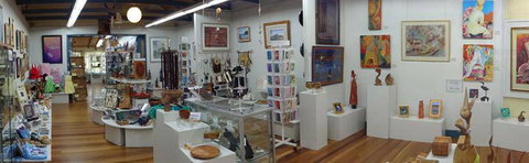 Ferry Park Gallery - Sunshine Coast Tourism 3