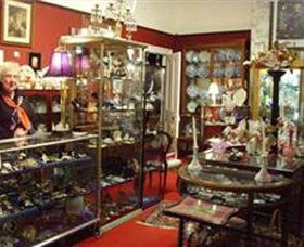 Nerilee Antiques - Holiday Sunshine Coast 0