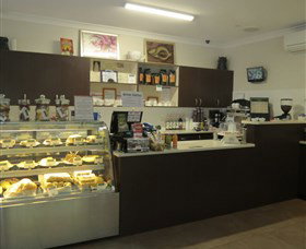 Medowie Macadamias - Holiday Sunshine Coast 3