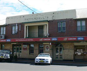 Tattersalls Hotel - Casino - Sunshine Coast Tourism 1
