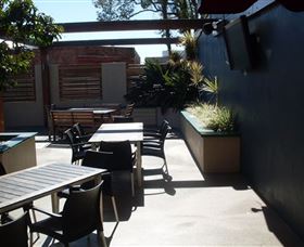 Tattersalls Hotel - Casino - Sunshine Coast Tourism 3