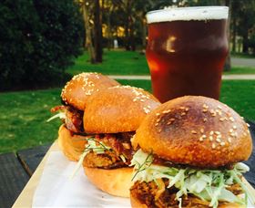 Murrayâ€™s Brewery And Port Stephens Winery - Holiday Sunshine Coast 1