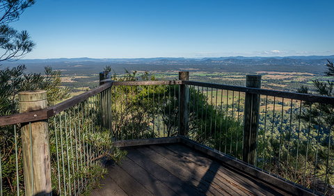 Newbys Lookout - Holiday Sunshine Coast 0