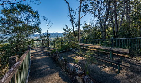 Newbys Lookout - Holiday Sunshine Coast 3
