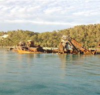 Tangalooma Wrecks Dive Site - Sunshine Coast Tourism