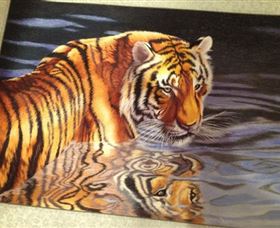 Silk Art Gallery - Sunshine Coast Tourism 3