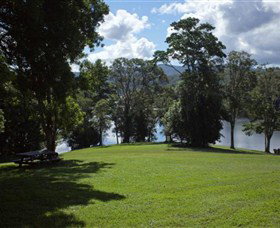 Rocky Creek Dam - Sunshine Coast Tourism 2