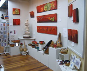 Ferry Park Gallery - Sunshine Coast Tourism 1
