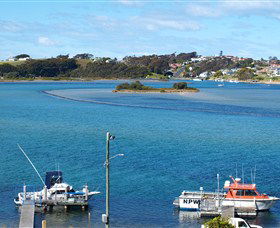 Kayaking Wagonga Inlet Narooma - Sunshine Coast Tourism 1