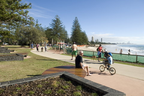 Gold Coast Oceanway - Sunshine Coast Tourism 0