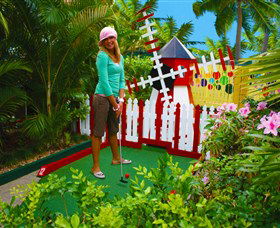 Putt Putt Mermaid Beach - Sunshine Coast Tourism 1