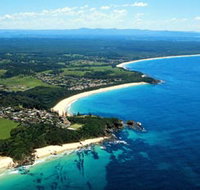 Black Head Beach - Holiday Sunshine Coast