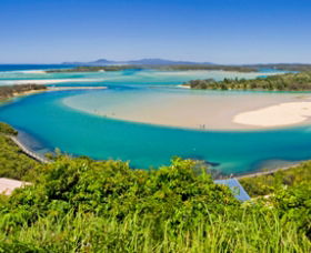 Nambucca Heads Beach - Holiday Sunshine Coast 0