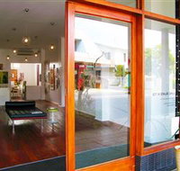 1st Avenue Gallery - Holiday Sunshine Coast