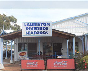 Laurieton Riverside Seafoods - Sunshine Coast Tourism 1