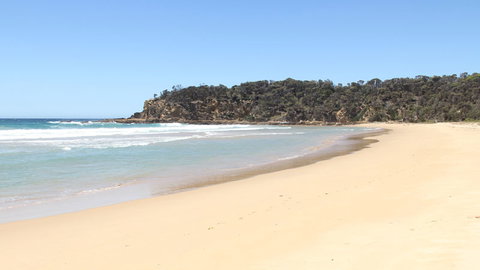 Nelson Beach - Holiday Sunshine Coast 0