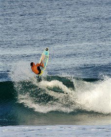 Ballina Surfing Beaches - Sunshine Coast Tourism 3