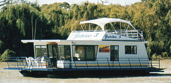 Oz Houseboats - Sunshine Coast Tourism 1