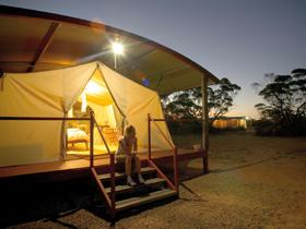 Gawler Ranges Wilderness Safaris - Holiday Sunshine Coast 1