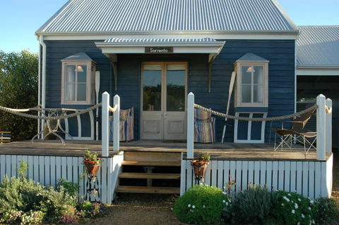 Beach Huts Middleton - Holiday Sunshine Coast 39