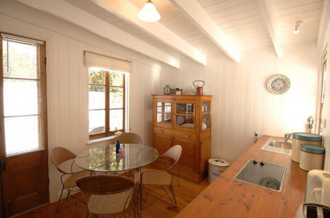 Beach Huts Middleton - Holiday Sunshine Coast 60