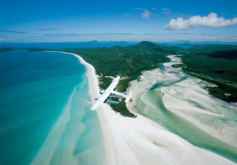 Air Whitsunday Seaplanes - Sunshine Coast Tourism 5