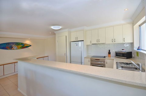 Raintrees Resort - Sunshine Coast Tourism 1